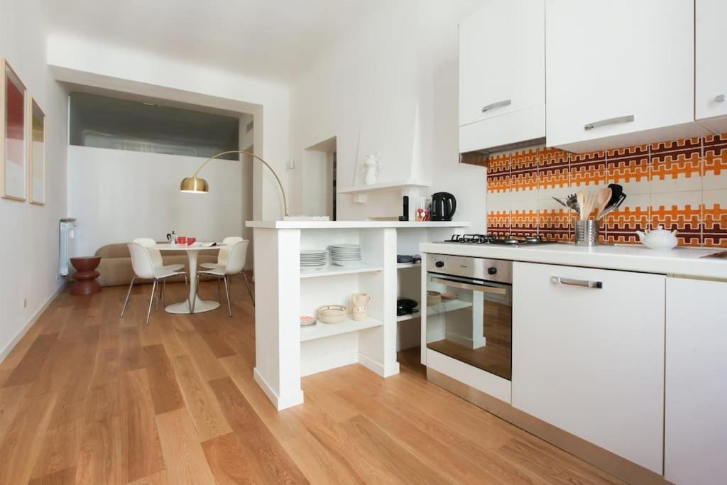 Appartement Hacca Collection - Arco Della Pace - Sempione - Chinatown 2br Milan